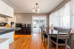 7712 S Oketo Ave, Bridgeview, IL 60455 - Photo 8