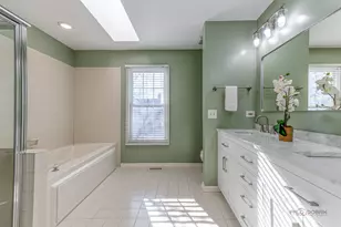 275 Saddle Back Rd, Vernon Hills, IL 60061 - Photo 20