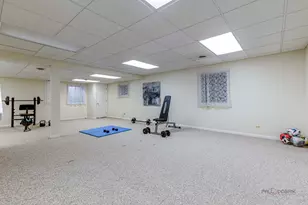 275 Saddle Back Rd, Vernon Hills, IL 60061 - Photo 26