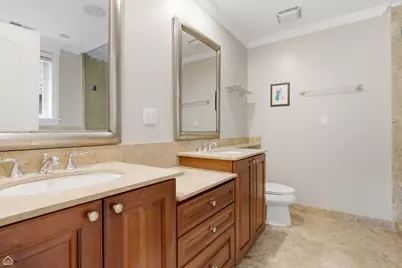 [Address not provided], Chicago, IL 60657 - Photo 12