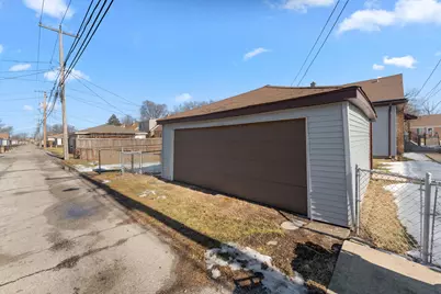 11342 S Avenue G, Chicago, IL 60617 - Photo 26