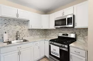 11342 S Ave G, Chicago, IL 60617 - Photo 8