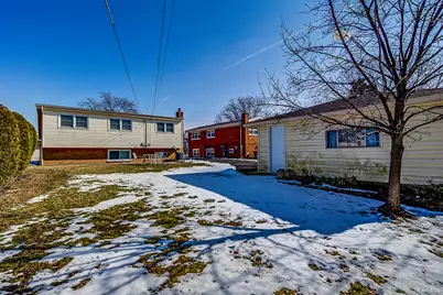 10228 S Kenneth Avenue, Oak Lawn, IL 60453 - Photo 4