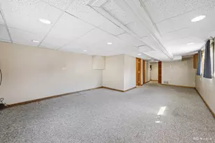 10228 S Kenneth Ave, Oak Lawn, IL 60453 - Photo 16