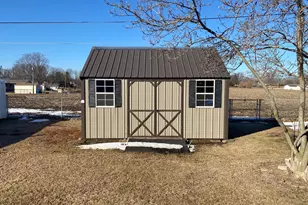 19 Capri St, Streator, IL 61364 - Photo 32