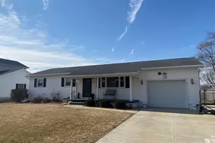 19 Capri St, Streator, IL 61364 - Photo 2