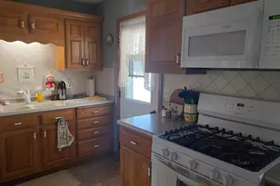 19 Capri St, Streator, IL 61364 - Photo 8