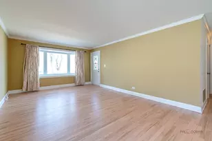 222 Prospect Ave, Mundelein, IL 60060 - Photo 12