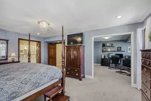 3881 Bordeaux Dr, Hoffman Estates, IL 60192 - Photo 22