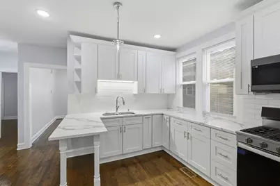 2950 N Lowell Avenue, Chicago, IL 60641 - Photo 10