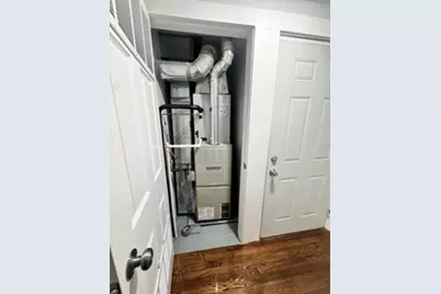 2950 N Lowell Avenue, Chicago, IL 60641 - Photo 32