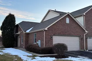5837 Fieldstone Trail, McHenry, IL 60050 - Photo 1