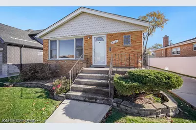 8121 McVicker Avenue, Burbank, IL 60459 - Photo 1