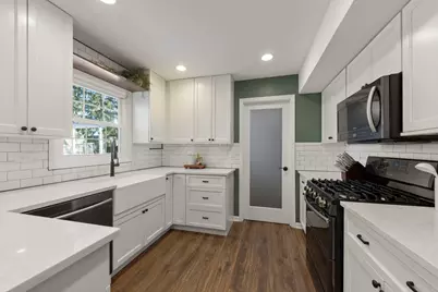 35 Cloverdale Lane, Schaumburg, IL 60194 - Photo 8