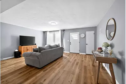 1314 W Washington Street, Ottawa, IL 61350 - Photo 4