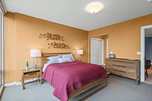 1570 Elmwood Ave, Evanston, IL 60201 - Photo 18