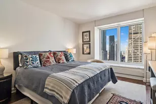 161 E Chicago Ave, Chicago, IL 60611 - Photo 12