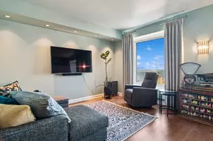 161 E Chicago Ave, Chicago, IL 60611 - Photo 14