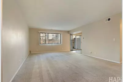 642 Whalom Lane #12-A, Schaumburg, IL 60173 - Photo 6