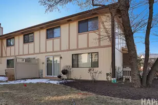 642 Whalom Ln, Schaumburg, IL 60173 - Photo 4