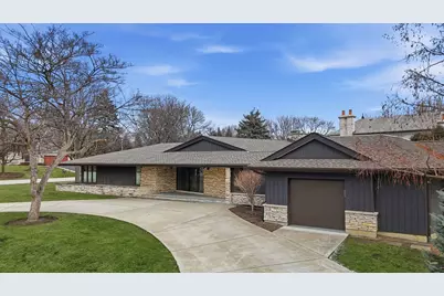 901 S Burton Place, Arlington Heights, IL 60005 - Photo 2