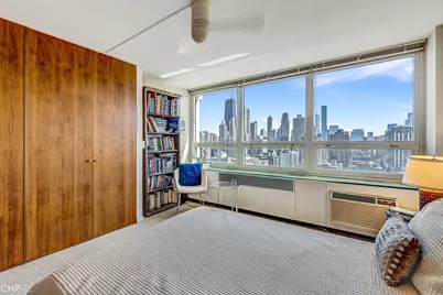 88 W Schiller Street #2602, Chicago, IL 60610 - Photo 20
