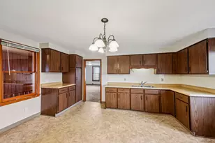 11N455 Tower Rd, Hampshire, IL 60140 - Photo 12