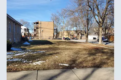 4702 W Wrightwood Avenue, Chicago, IL 60639 - Photo 2