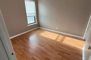 609 E 60th St, Chicago, IL 60637 - Photo 12