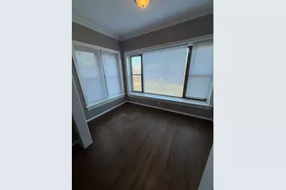 609 E 60th Street, Chicago, IL 60637 - Photo 8