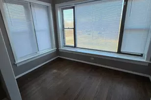 609 E 60th St, Chicago, IL 60637 - Photo 8