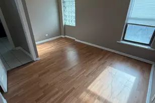 609 E 60th St, Chicago, IL 60637 - Photo 14