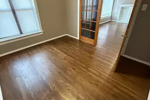 609 E 60th St, Chicago, IL 60637 - Photo 6