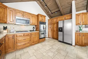 8125 Elizabeth Ave, Orland Park, IL 60462 - Photo 10