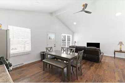 1526 Ridgeway Avenue, Round Lake Beach, IL 60073 - Photo 6