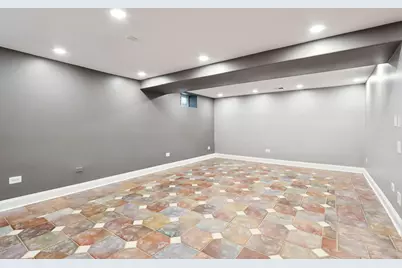 6857 N Knox Avenue, Lincolnwood, IL 60712 - Photo 48