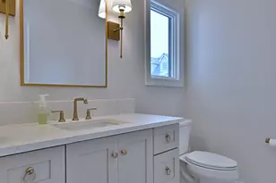 254 E South St, Elmhurst, IL 60126 - Photo 24