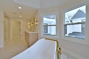 254 E South St, Elmhurst, IL 60126 - Photo 58
