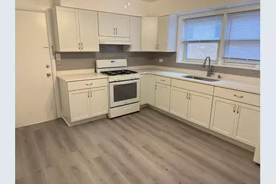 2447 N 78th Avenue #2W, Elmwood Park, IL 60707 - Photo 2