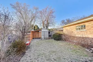 1048 E Walnut Ave, Des Plaines, IL 60016 - Photo 28
