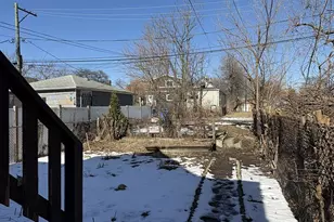 850 W 51st Pl, Chicago, IL 60609 - Photo 14