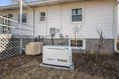 2716 Davenport Avenue, Davenport, IA 50803 - Photo 32