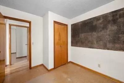 2716 Davenport Avenue, Davenport, IA 50803 - Photo 16