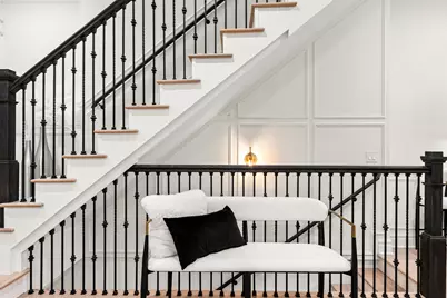 515 E Oakwood Boulevard, Chicago, IL 60653 - Photo 8