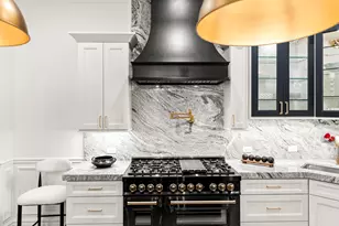 515 E Oakwood Blvd, Chicago, IL 60653 - Photo 16