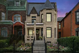 515 E Oakwood Blvd, Chicago, IL 60653 - Photo 1