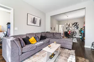 [Address not provided], Chicago, IL 60641 - Photo 8