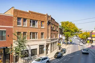 3916 N Broadway St, Chicago, IL 60613 - Photo 1