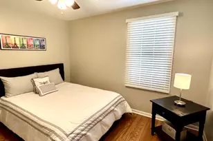 905 Rockland Rd, Lake Bluff, IL 60044 - Photo 8