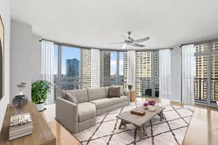 125 S Jefferson St, Chicago, IL 60661 - Photo 2